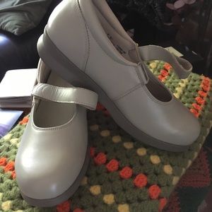 Ladies Drew Orthopedic Shoes